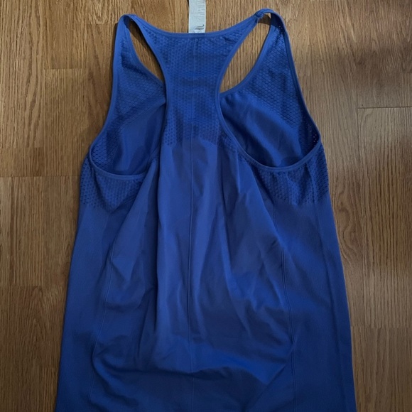Fabletics Tank Top - Picture 4 of 5
